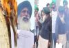 सिंघु बॉर्डर पर किसानों ने मनाई लोहड़ी, तिल-गुड़ की जगह आग में डाली नए कानून की कॉपी