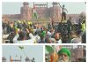 उग्र हुए किसान, ट्रैक्टरों पर सवार होकर घुसे लाल किले में