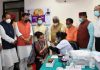 कोरोना टीकाकरण : सीएम-संसदीय कार्य मंत्री ने अभियान का शुभारंभ किया