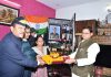 मुख्यमंत्री धामी ने देहरादून में शहीद मेजर चित्रेश बिष्ट को अर्पित की श्रद्धांजलि