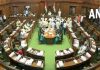 बंगाल असेंबली में BJP-TMC विधायकों में हाथापाई, दिल्ली विधानसभा में बेंच पर चढ़ने पर तीन बीजेपी सदस्य सस्पेंड
