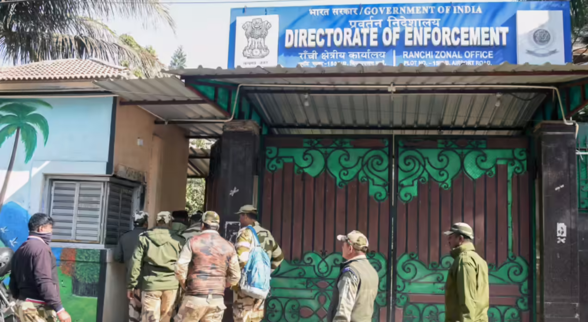 ED Office Raid: क्या राज्य पुलिस ईडी के ऑफिस में छापा मार सकती है? रांची की कार्रवाई से उठे संवैधानिक सवाल, कानून क्या कहता है?